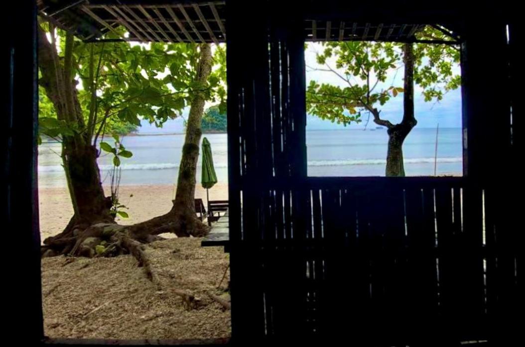 ホテル Playa La Caleta Bataan モロン エクステリア 写真