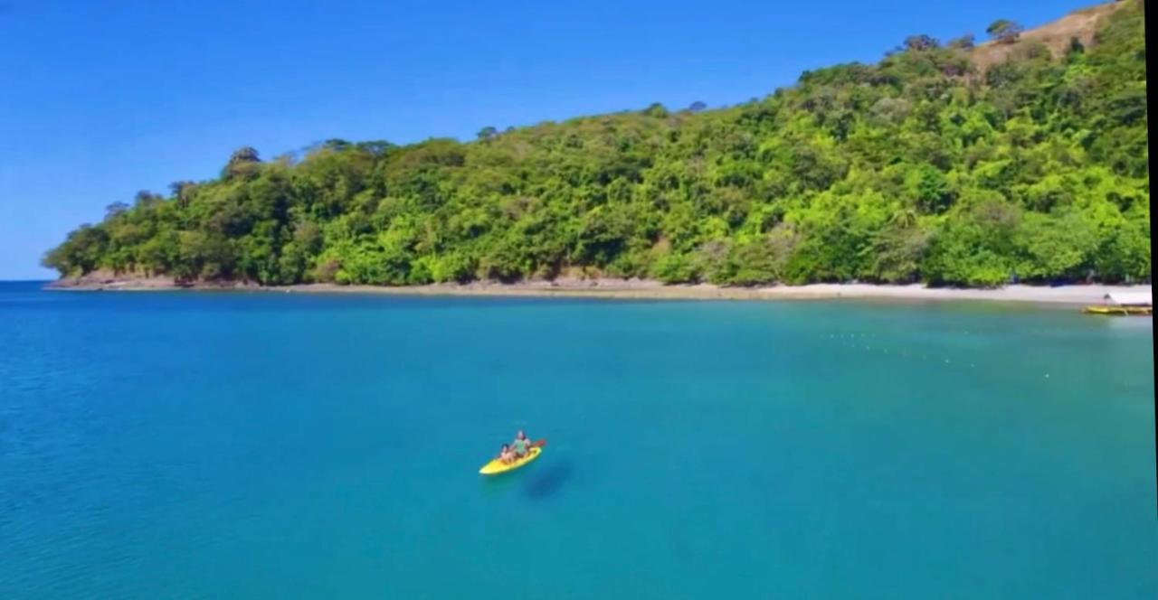 ホテル Playa La Caleta Bataan モロン エクステリア 写真